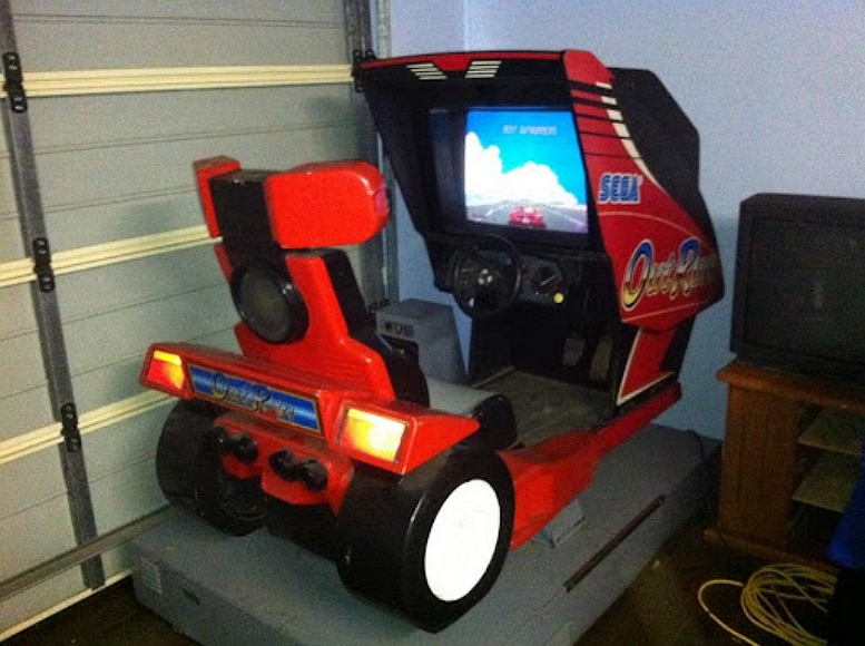 OUTRUN ARCADE CAB